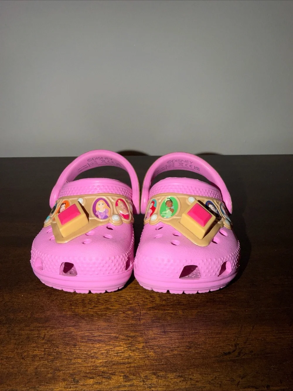 Disney Princess Light Up Jewel Crocs Size C4 🔥🔥🔥